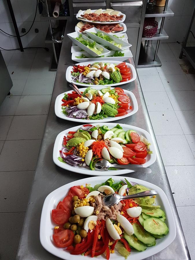 폰다 센트럴 호텔 아데제 외부 사진